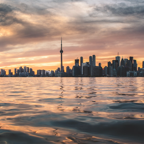 Entdecke Toronto: Verlockende Flugangebote für dein unvergessliches Abenteuer